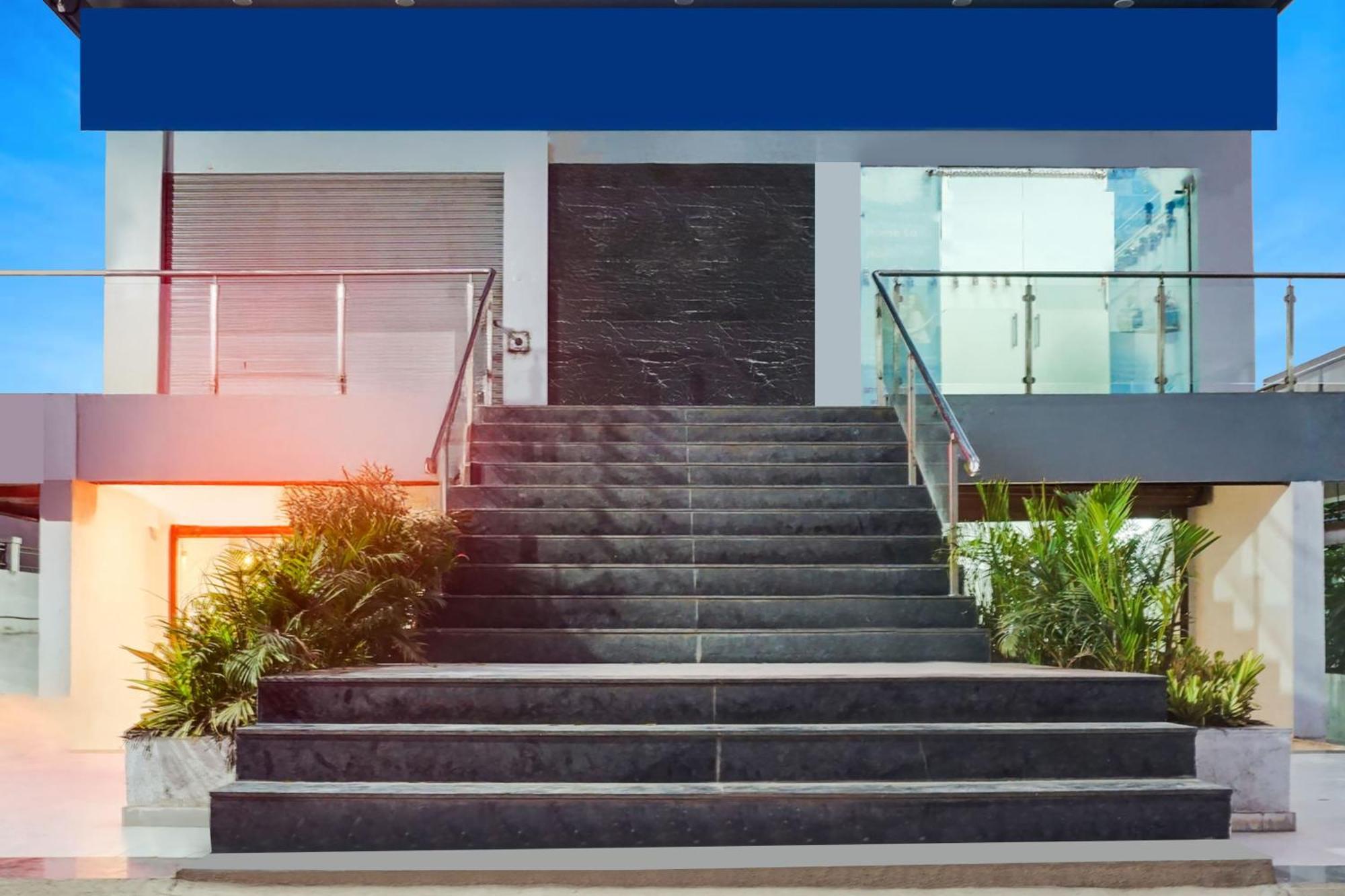 Super Townhouse Lohegaon Near Pune Airport Formerly Landmark Regency Lohogaon Zewnętrze zdjęcie