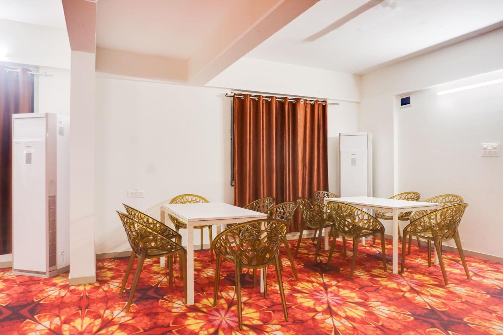 Super Townhouse Lohegaon Near Pune Airport Formerly Landmark Regency Lohogaon Zewnętrze zdjęcie